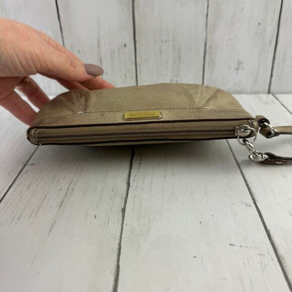 Coach Gold Leather Zip Top Wristlet Clutch Wallet Bag - Picture 3 of 9